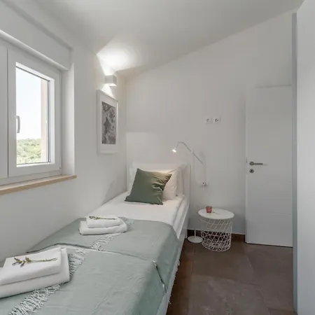 Ferienhaus Lanterna 2 By Seeadria Agency Tar-Vabriga